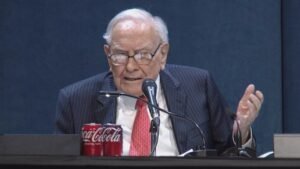 Berkshire shares dip after earnings decline, lack of buybacks disappoint investors