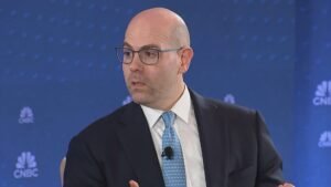 Fed’s Miran sees China trade tensions as a further reason for quick interest rate cuts