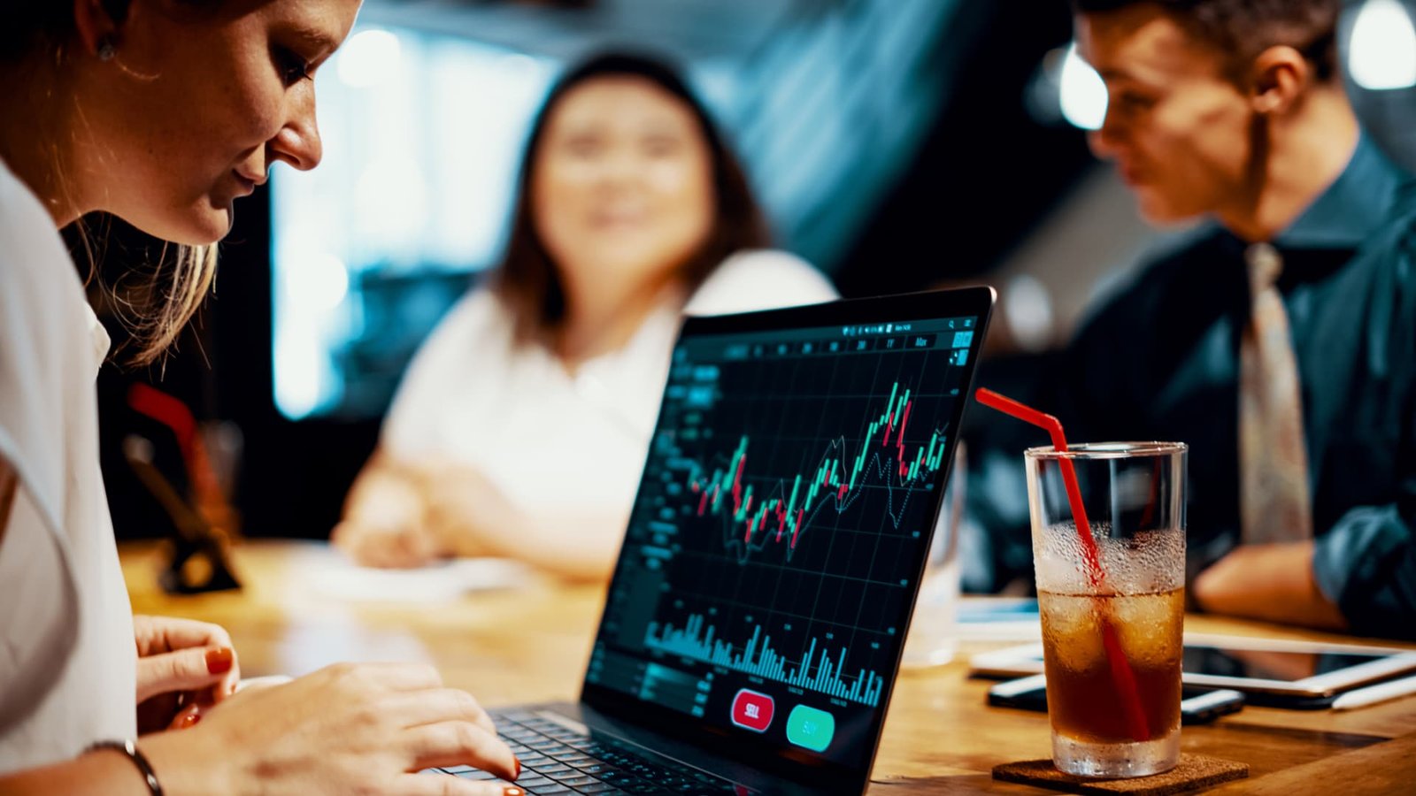 S&P 500 set-it-and-forget-it strategy due for a rethink: experts