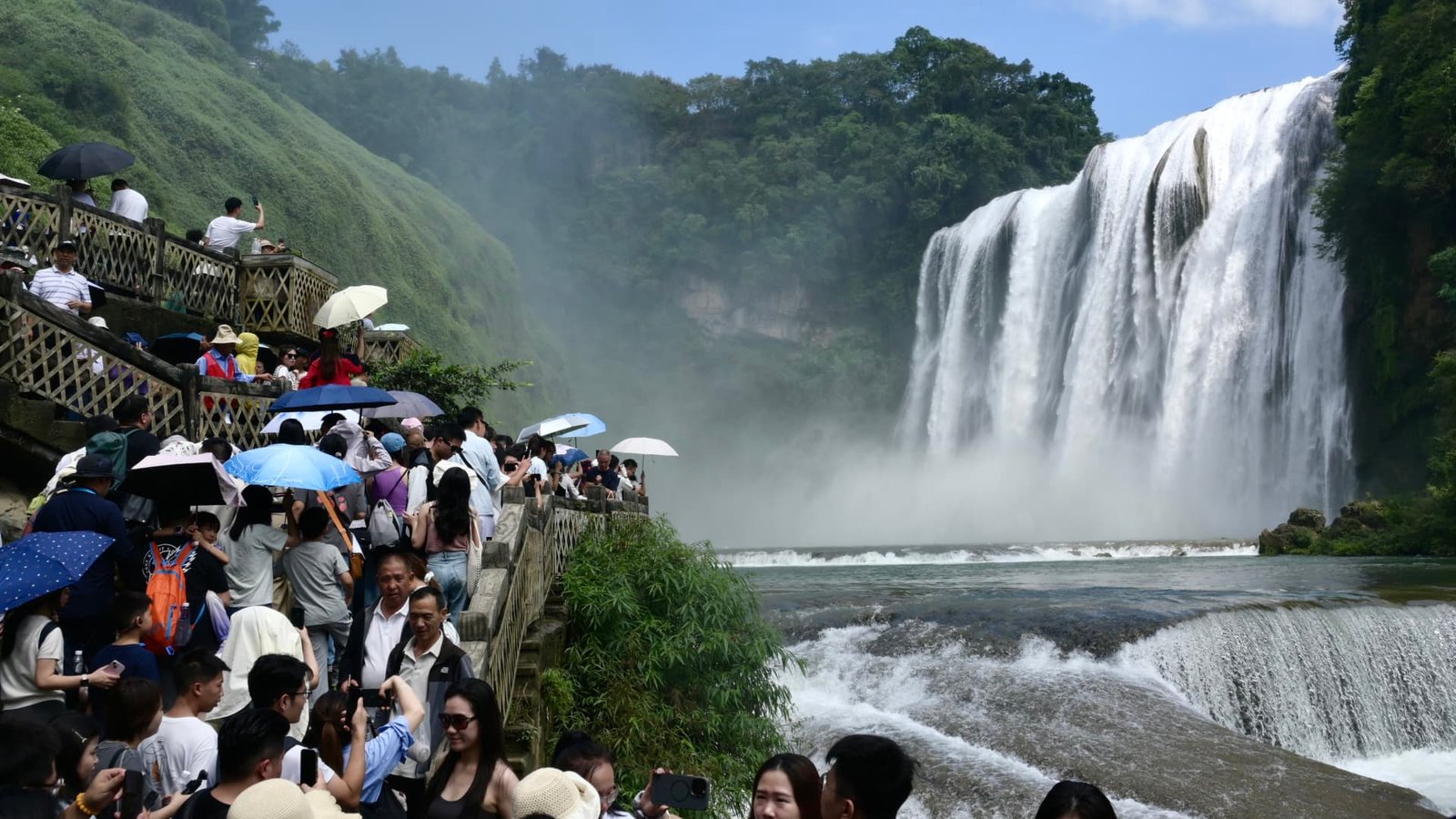 World Bank raises China growth forecast to 4.8% despite U.S. trade tensions 5 World Bank raises China growth forecast to 4.8% despite U.S. trade tensions