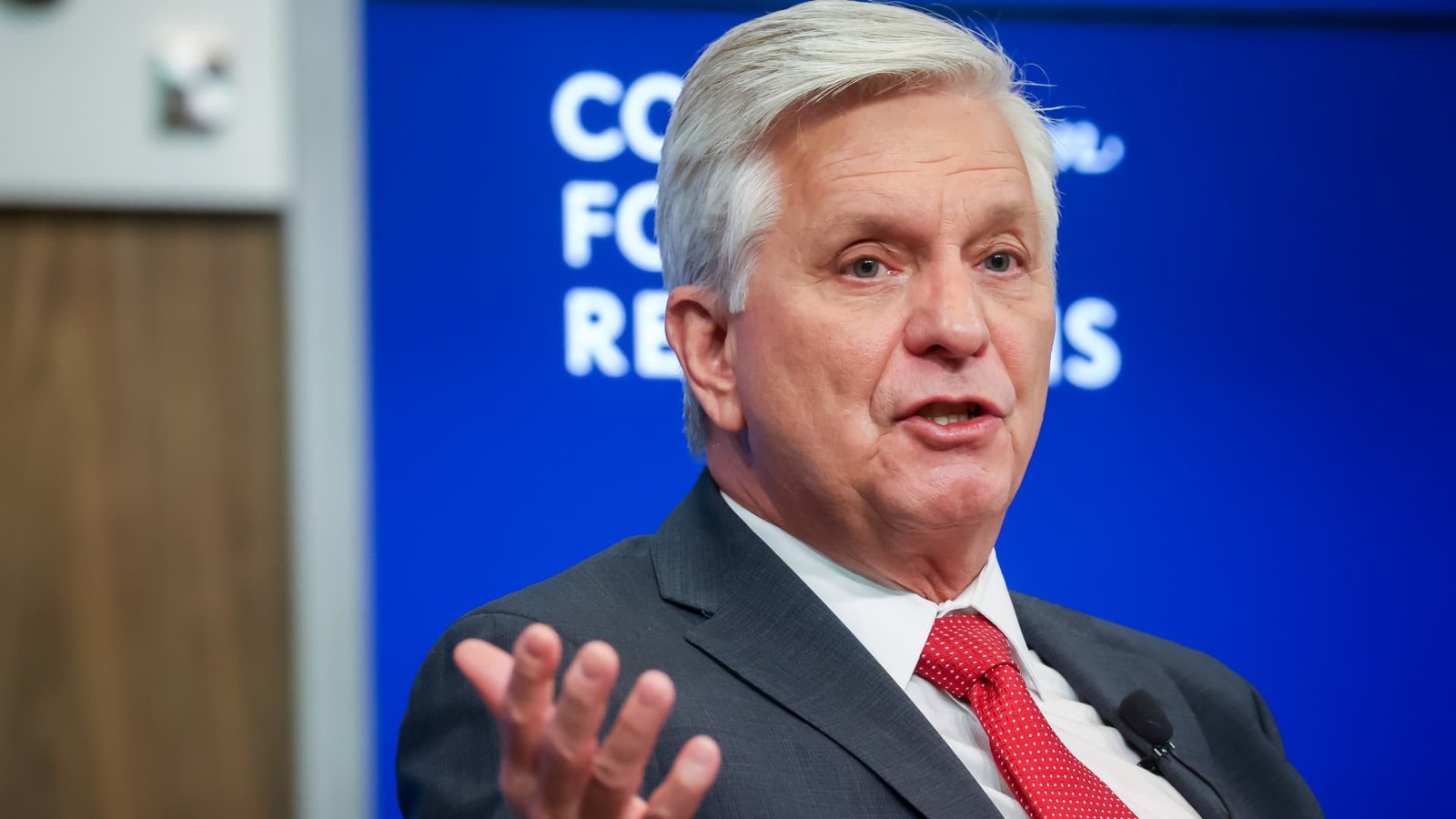 Fed Governor Waller backs December rate cut as support for weakening labor market 5 Fed Governor Waller backs December rate cut as support for weakening labor market