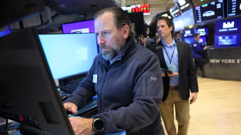 How to use the tax-loss selling occurring now to pick up quality stocks on the cheap