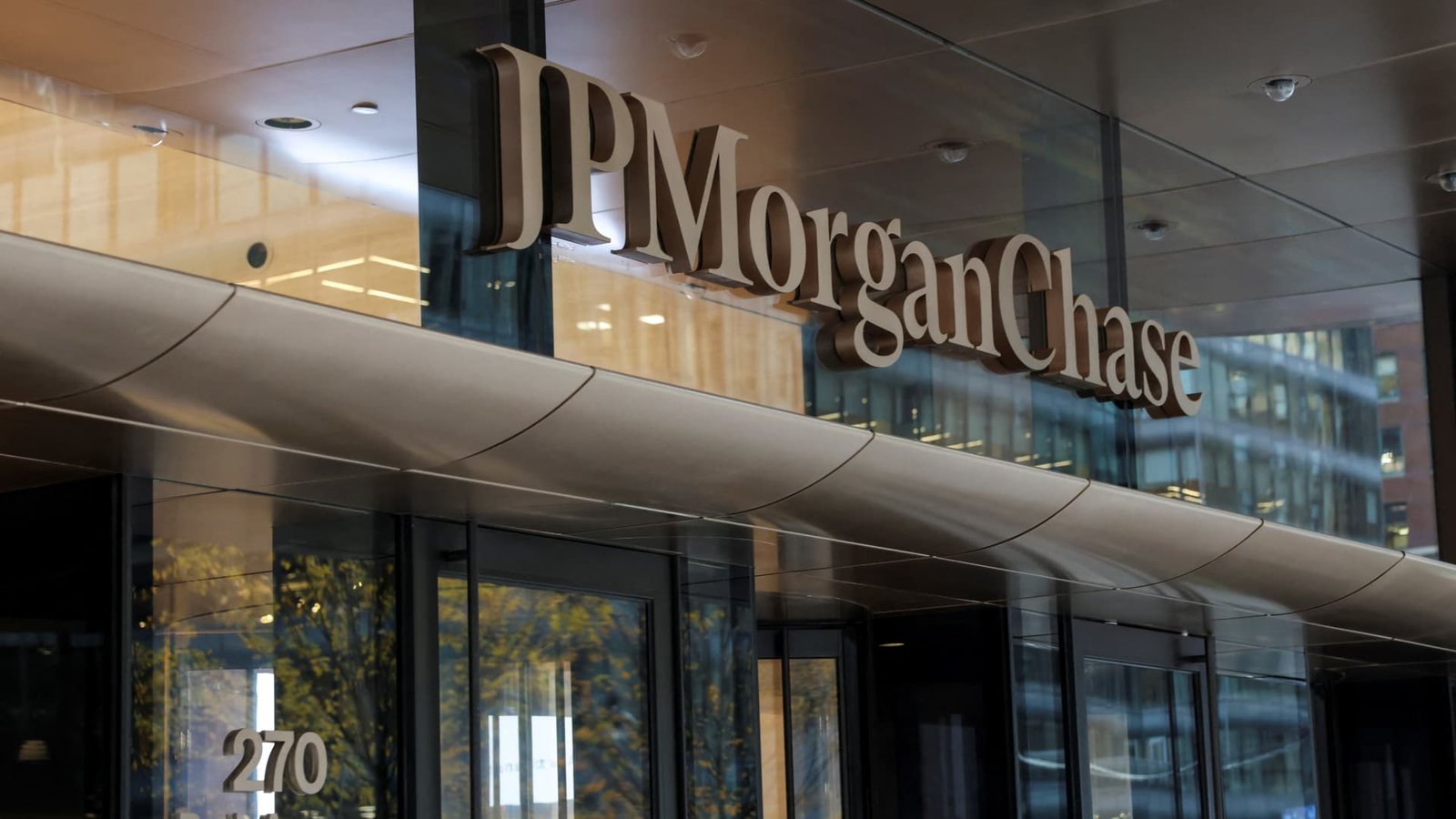 JPMorgan Chase wins fight with fintech firms over fees