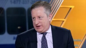 'Big Short' Steve Eisman is getting worried about the AI trade