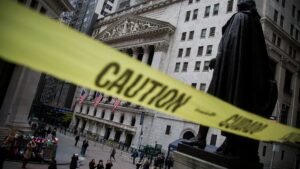 Complex ETFs offering big rewards amp up market risks 13 Complex ETFs offering big rewards amp up market risks