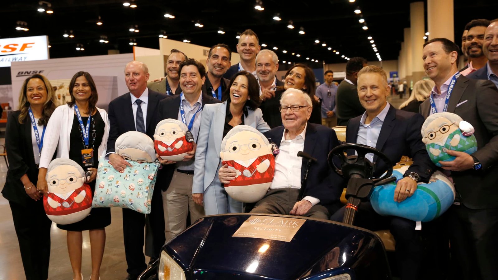 Who runs Berkshire’s $300 billion equity portfolio?