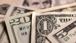 Trump is not worried by a weak dollar. Why the president and investors should be 13 Trump is not worried by a weak dollar. Why the president and investors should be