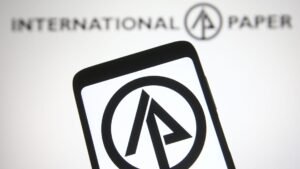 Stocks making the biggest moves midday: KKR, BX, CRWD, IP