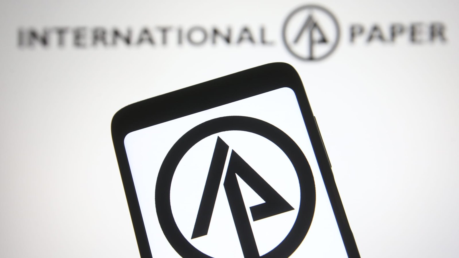 Stocks making the biggest moves midday: KKR, BX, CRWD, IP