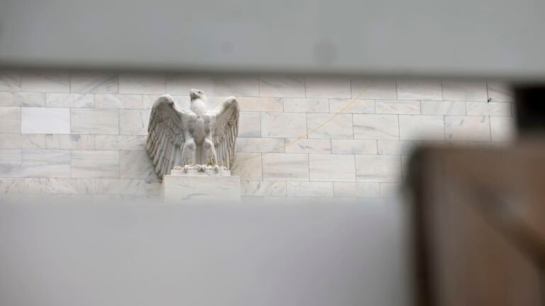 Fed still expects to cut rates once this year despite spiking oil prices