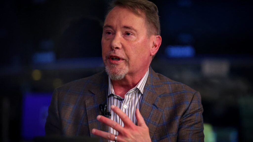 Jeffrey Gundlach says it’s a ‘going nowhere’ market, warns of private credit strains