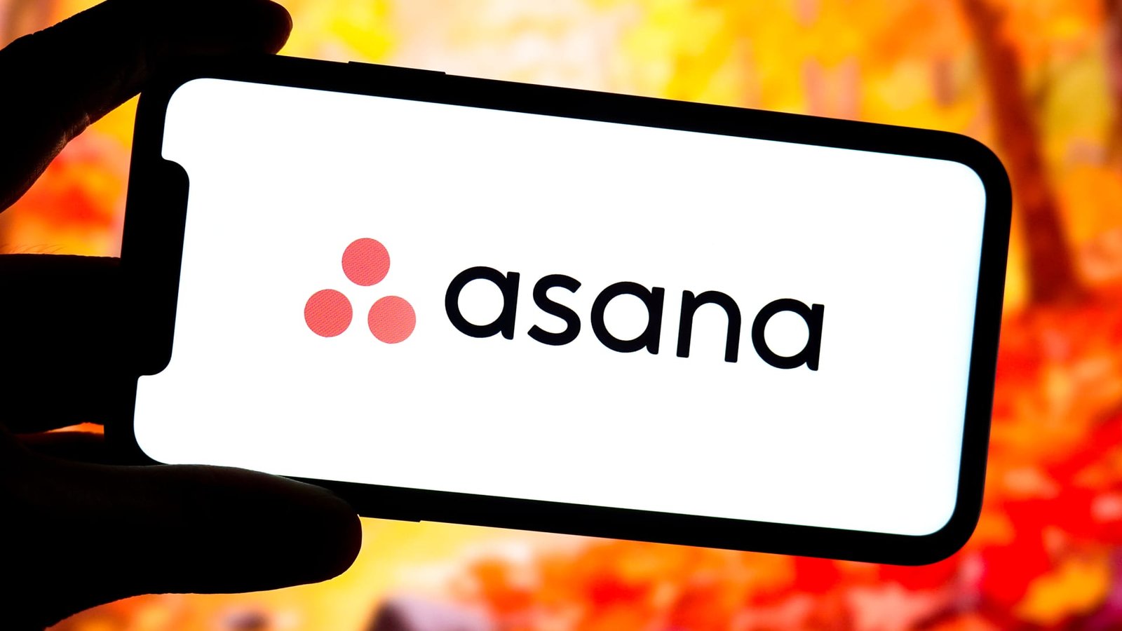 Stocks making the biggest moves after hours: MDB, PLUG, CRDO