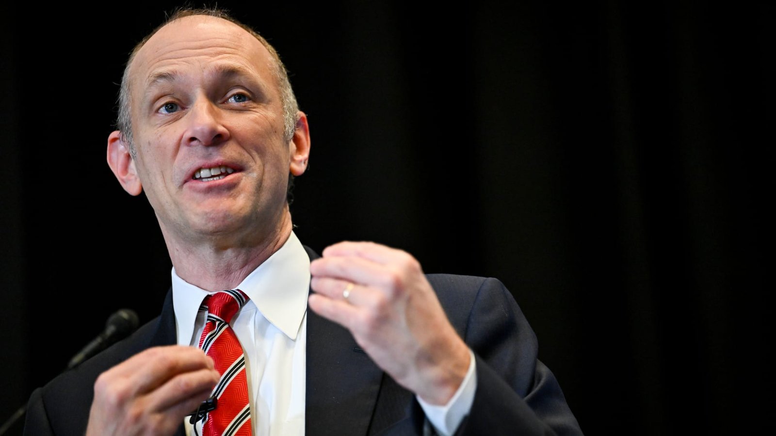 Chicago Fed's Goolsbee says inflation is too high; Williams sees price pressures easing
