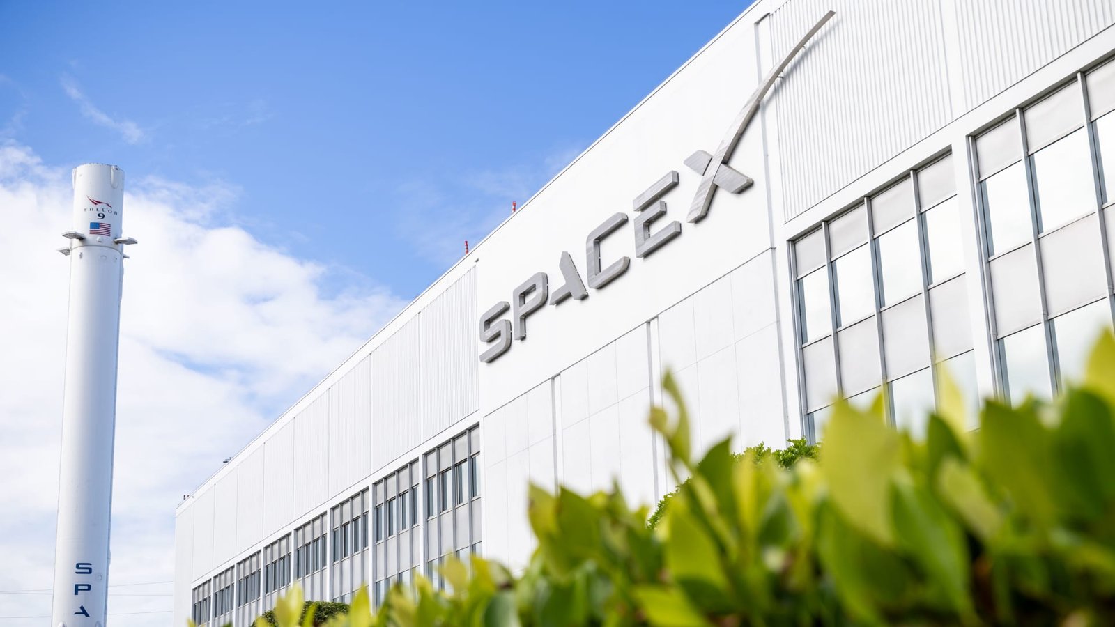 Polymarket traders think SpaceX will cross $2 trillion market cap 5 Polymarket traders think SpaceX will cross $2 trillion market cap