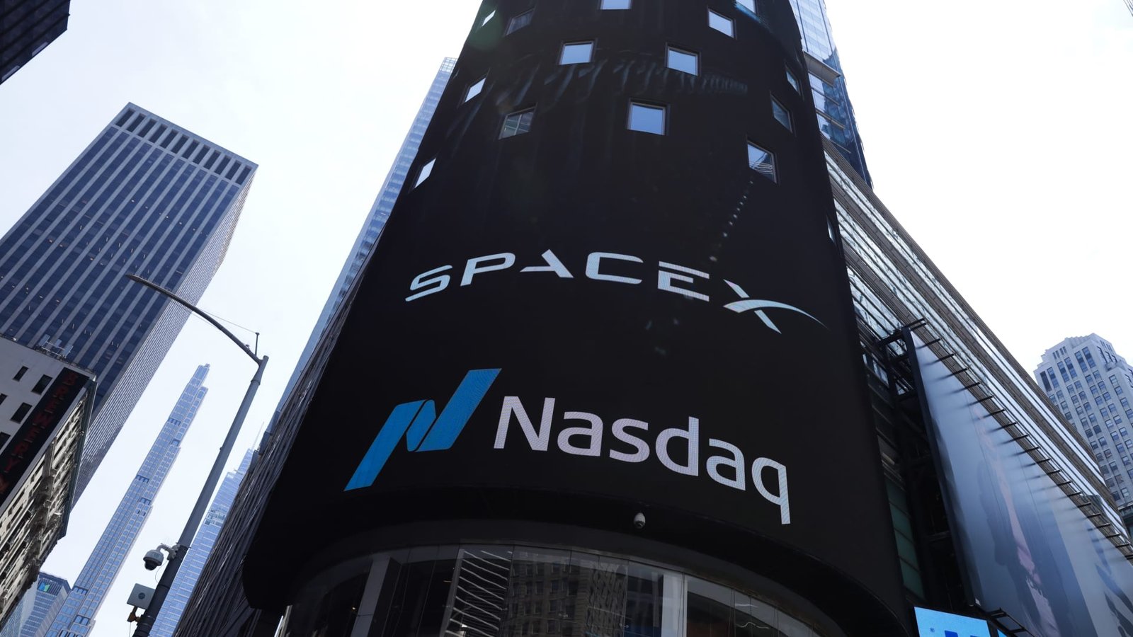 SpaceX seeing interest from short sellers, but most afraid to go against Musk 5 SpaceX seeing interest from short sellers, but most afraid to go against Musk