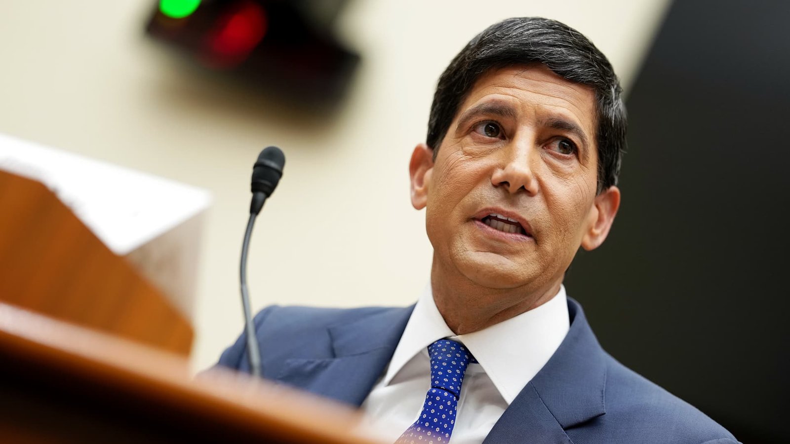 Buffett says Trump's pick of Kevin Warsh for Fed chair was 'good choice' 5 Buffett says Trump's pick of Kevin Warsh for Fed chair was 'good choice'
