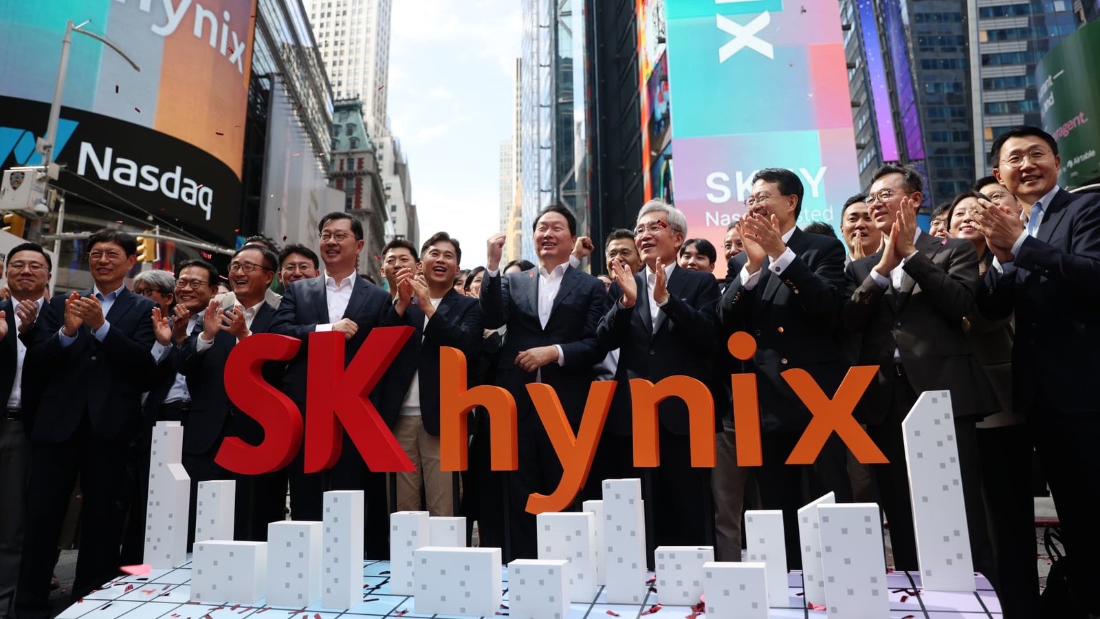 Stocks making the biggest moves premarket: SKHY, MU, MGM 5 Stocks making the biggest moves premarket: SKHY, MU, MGM